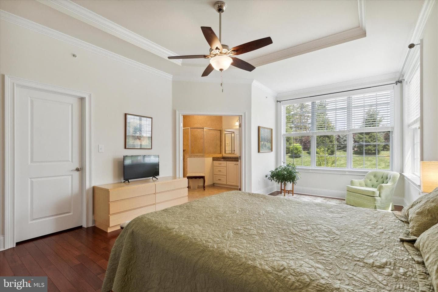 225 Magnolia Street photo 12