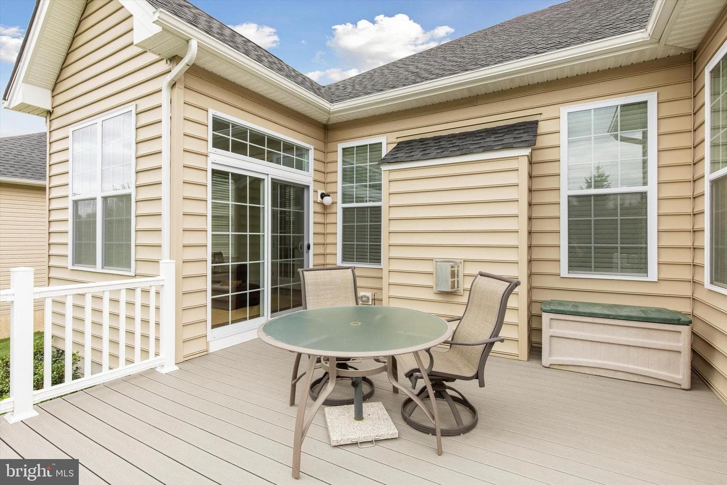 225 Magnolia Street photo 24