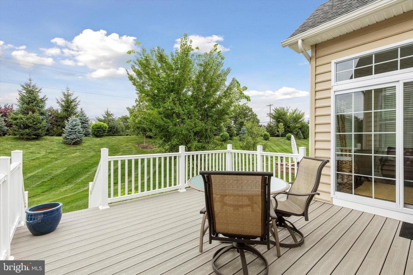 225 Magnolia Street photo 25