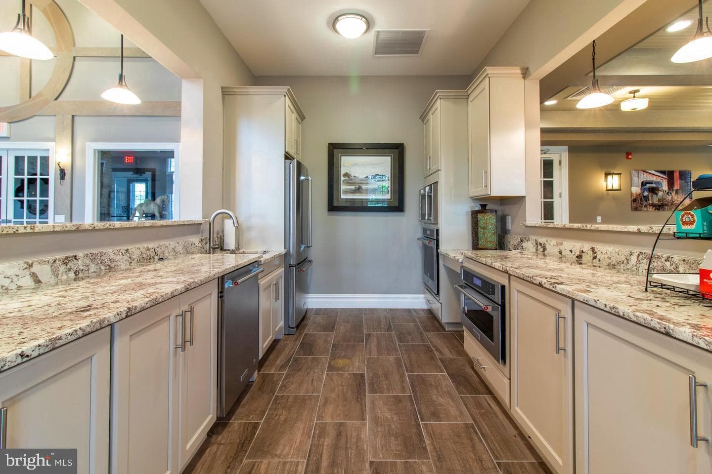 225 Magnolia Street photo 35