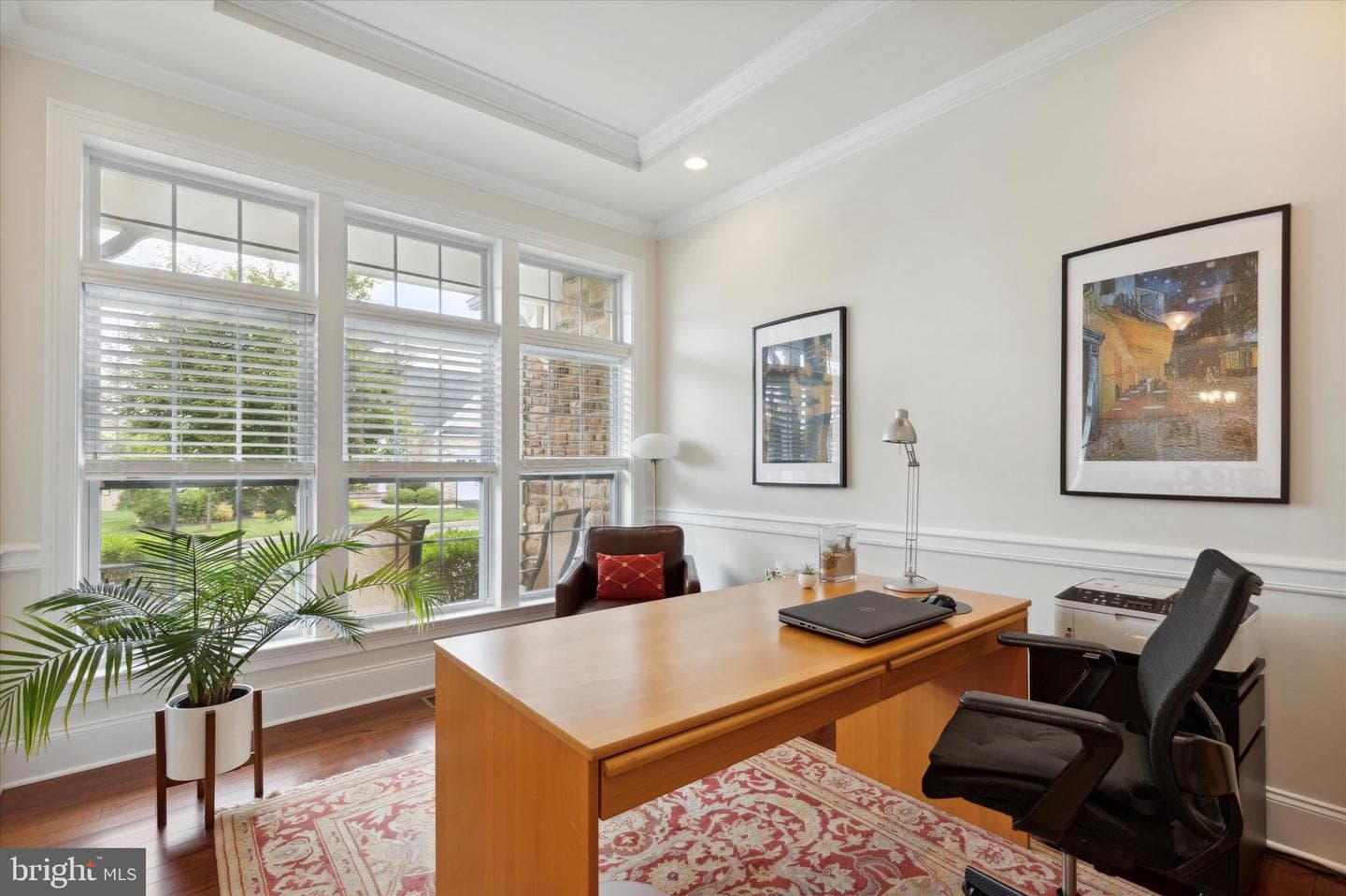 225 Magnolia Street photo 4