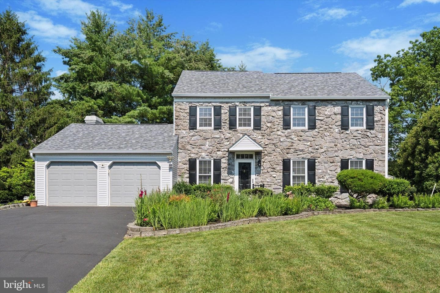 1604 Shamrock Place photo 1