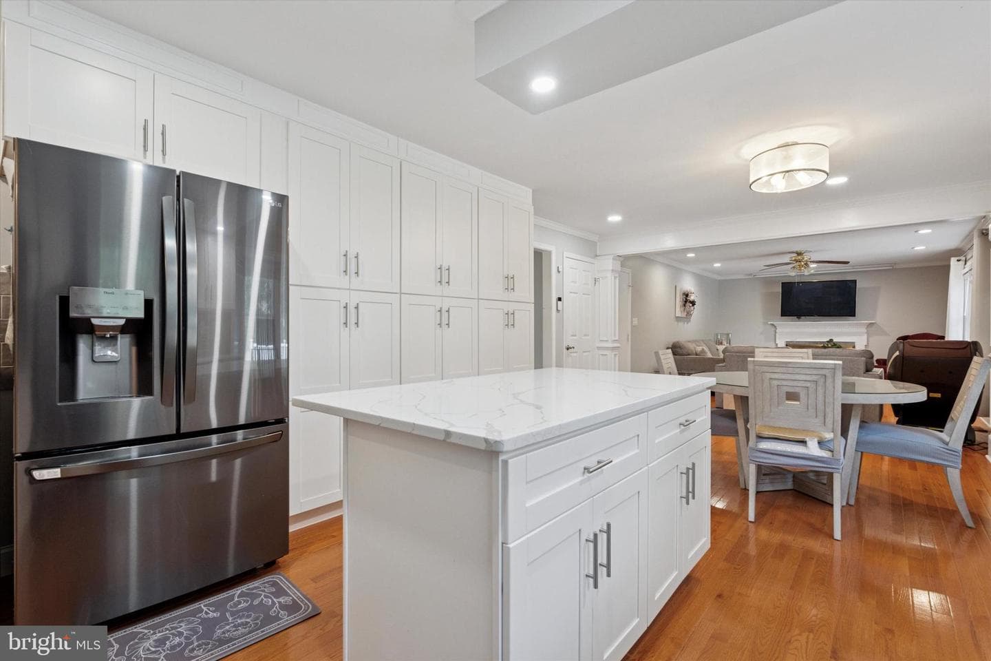 1604 Shamrock Place photo 9