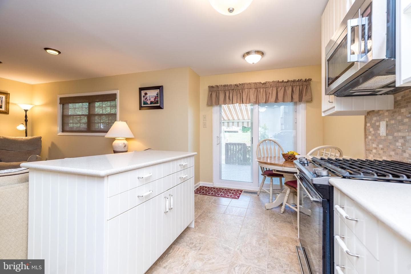 1706 Smedley Court photo 20