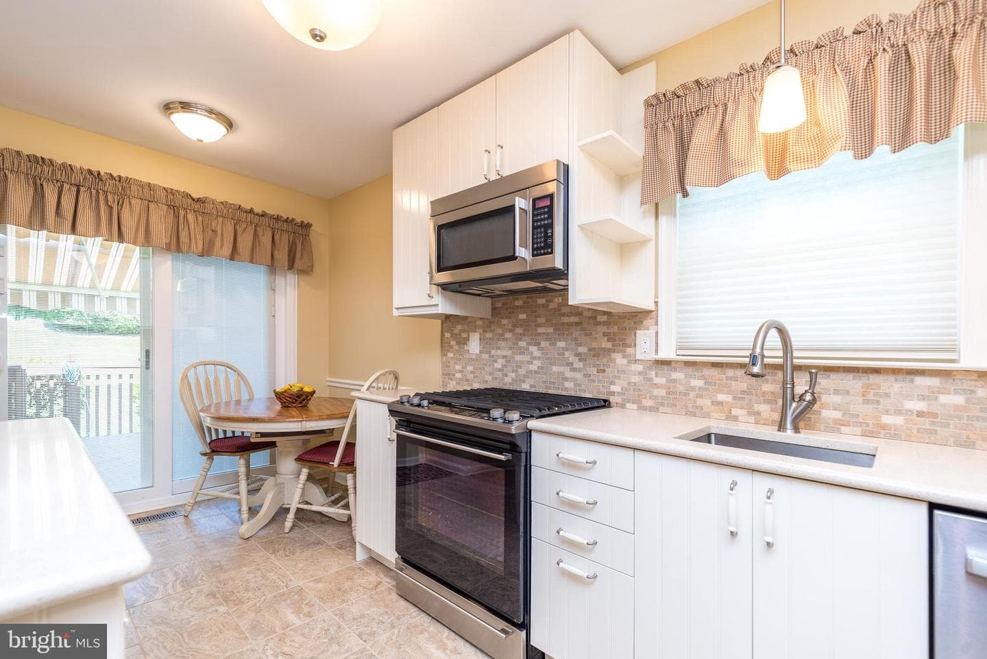 1706 Smedley Court photo 24