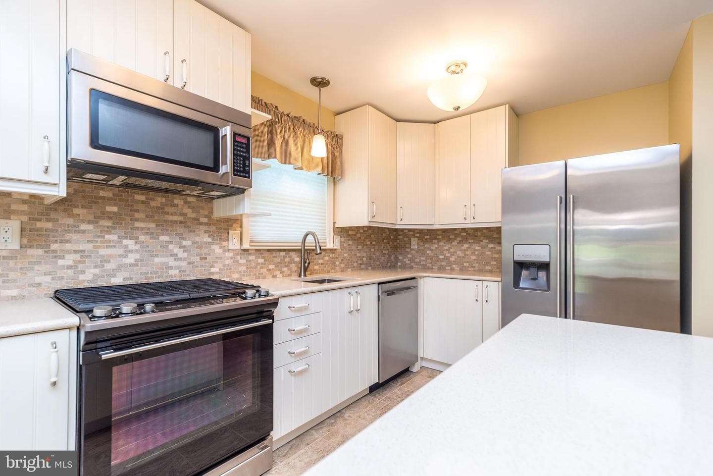 1706 Smedley Court photo 25