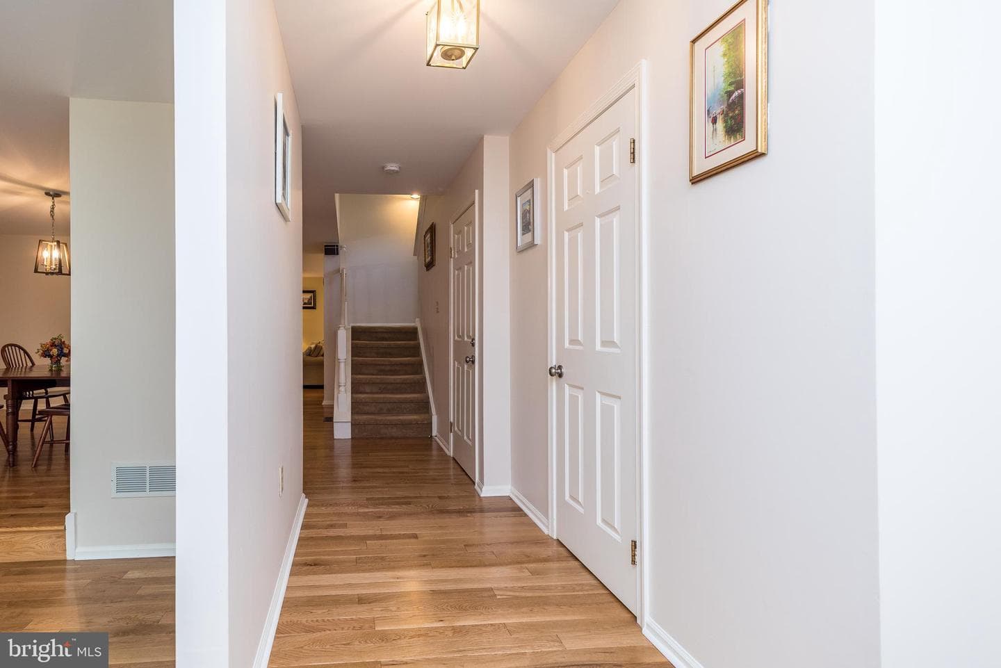 1706 Smedley Court photo 3