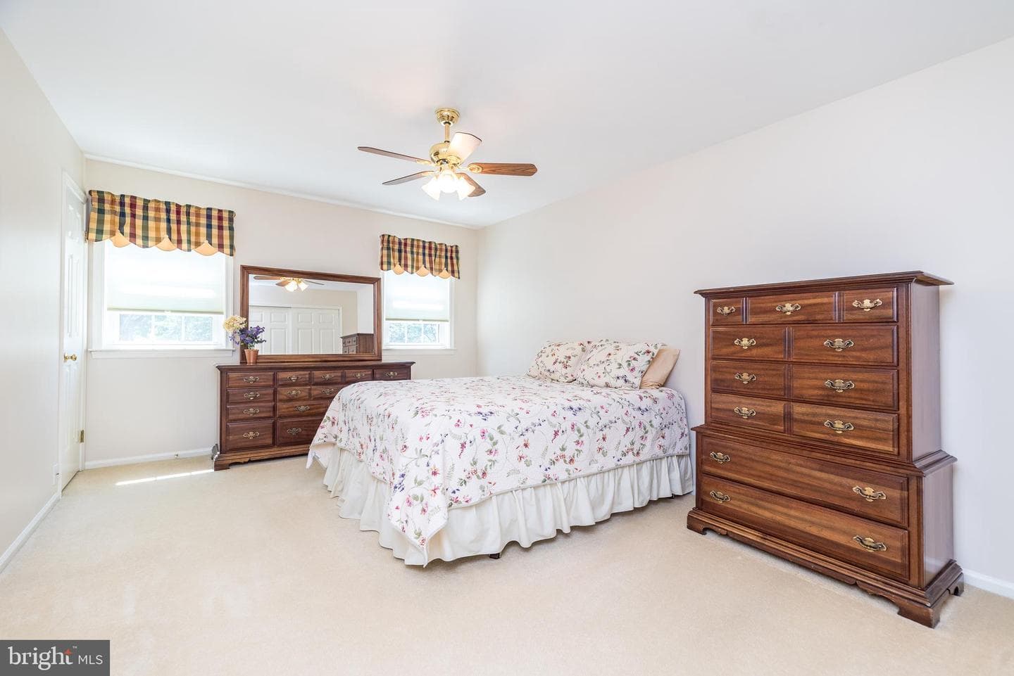 1706 Smedley Court photo 38