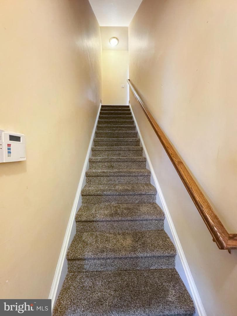 2413 Sentry Court photo 2