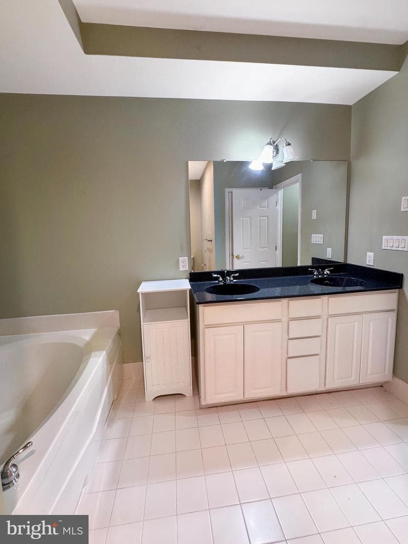 2413 Sentry Court photo 9