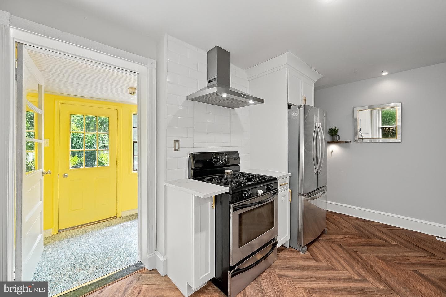 135 Simpson Road photo 15