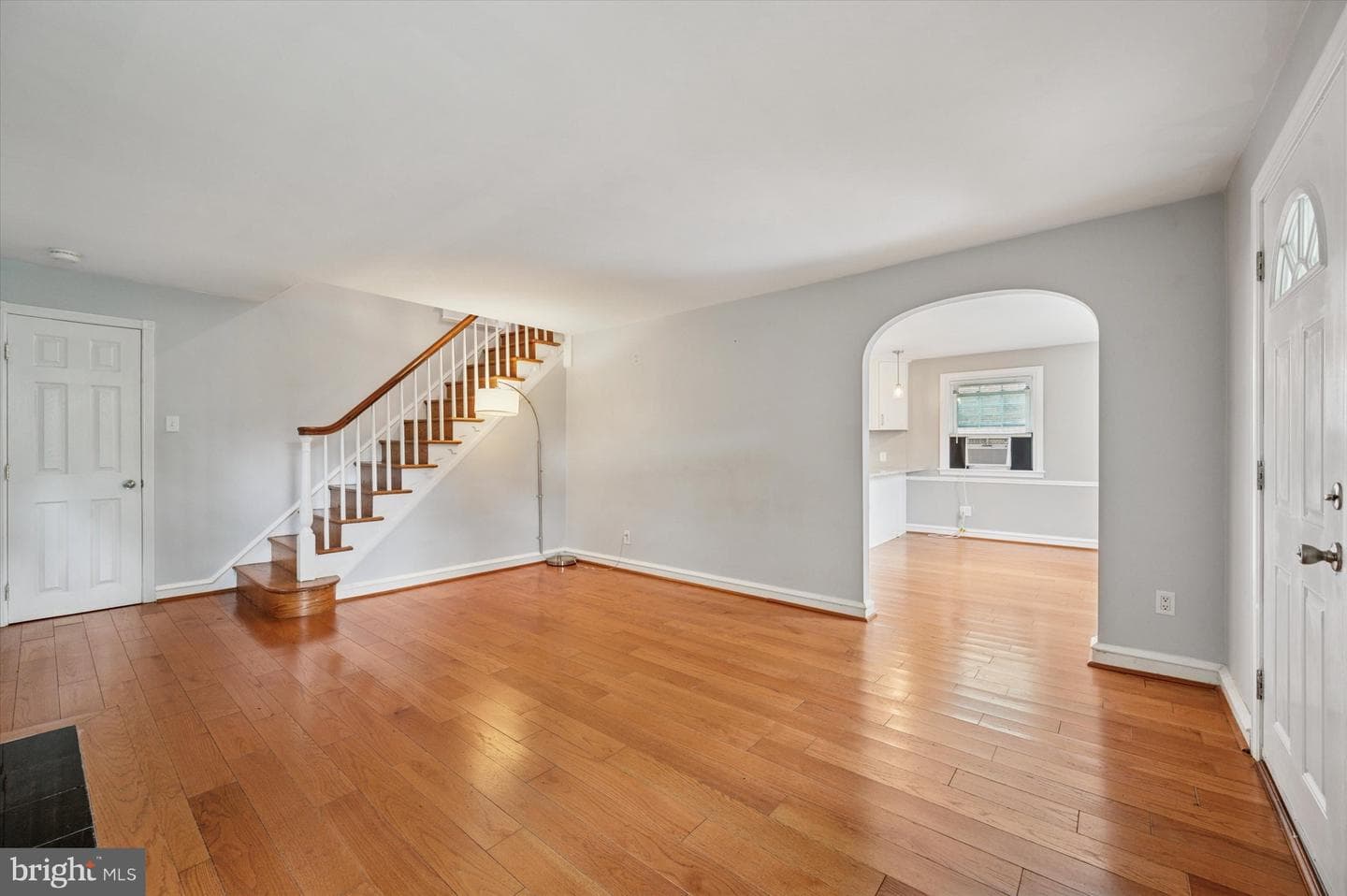 416 Carlton Avenue photo 5