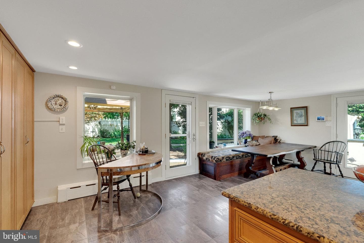 750 Annes Court photo 10