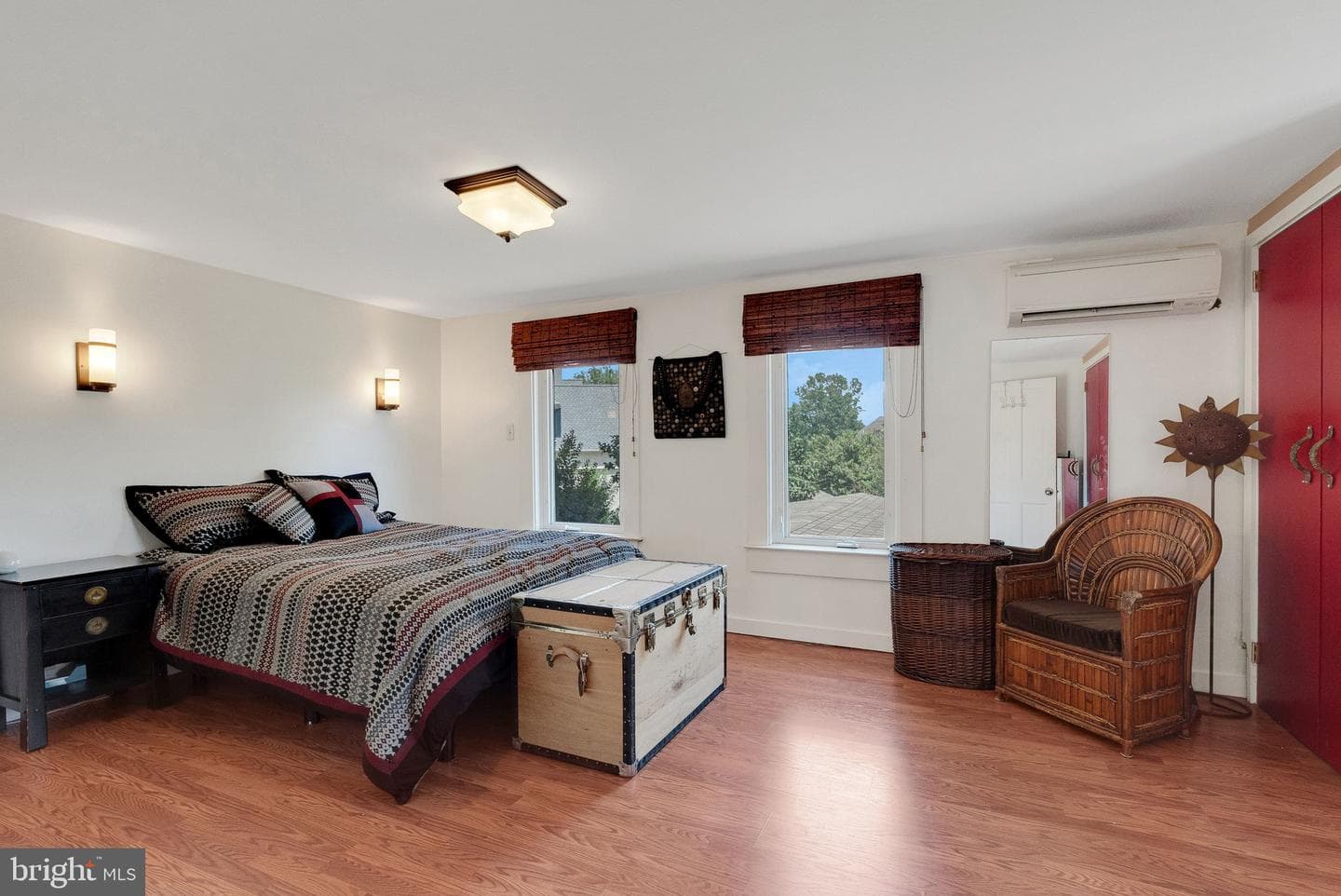 750 Annes Court photo 23