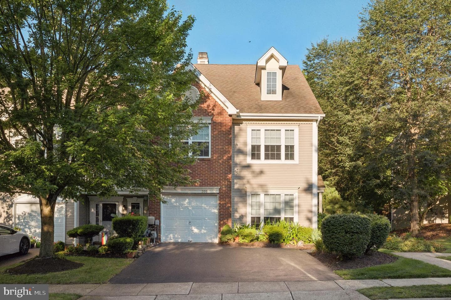 300 Pimlico Way photo 1