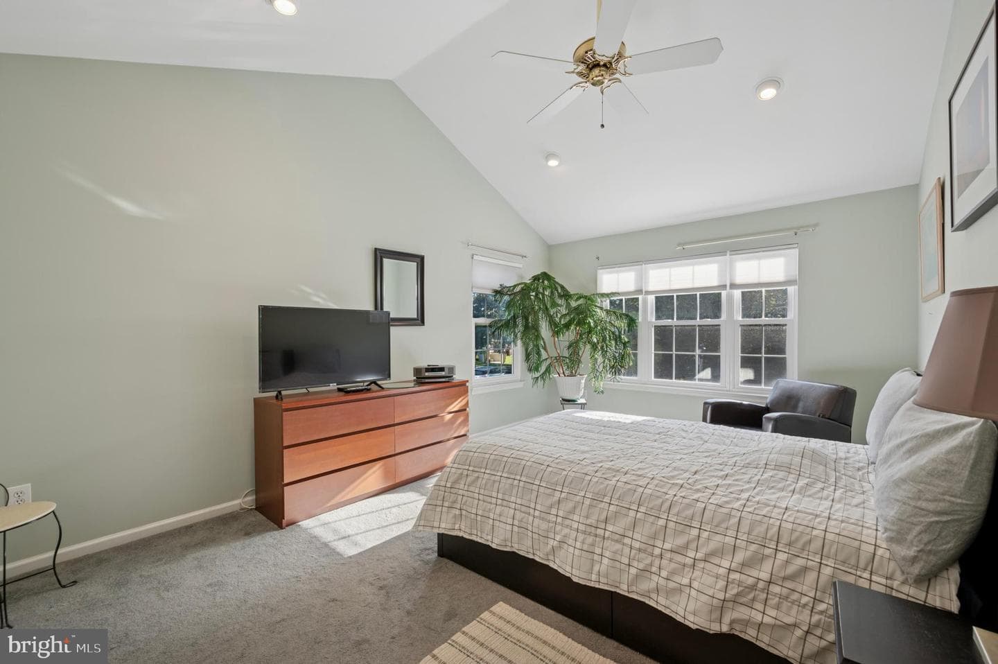 300 Pimlico Way photo 13