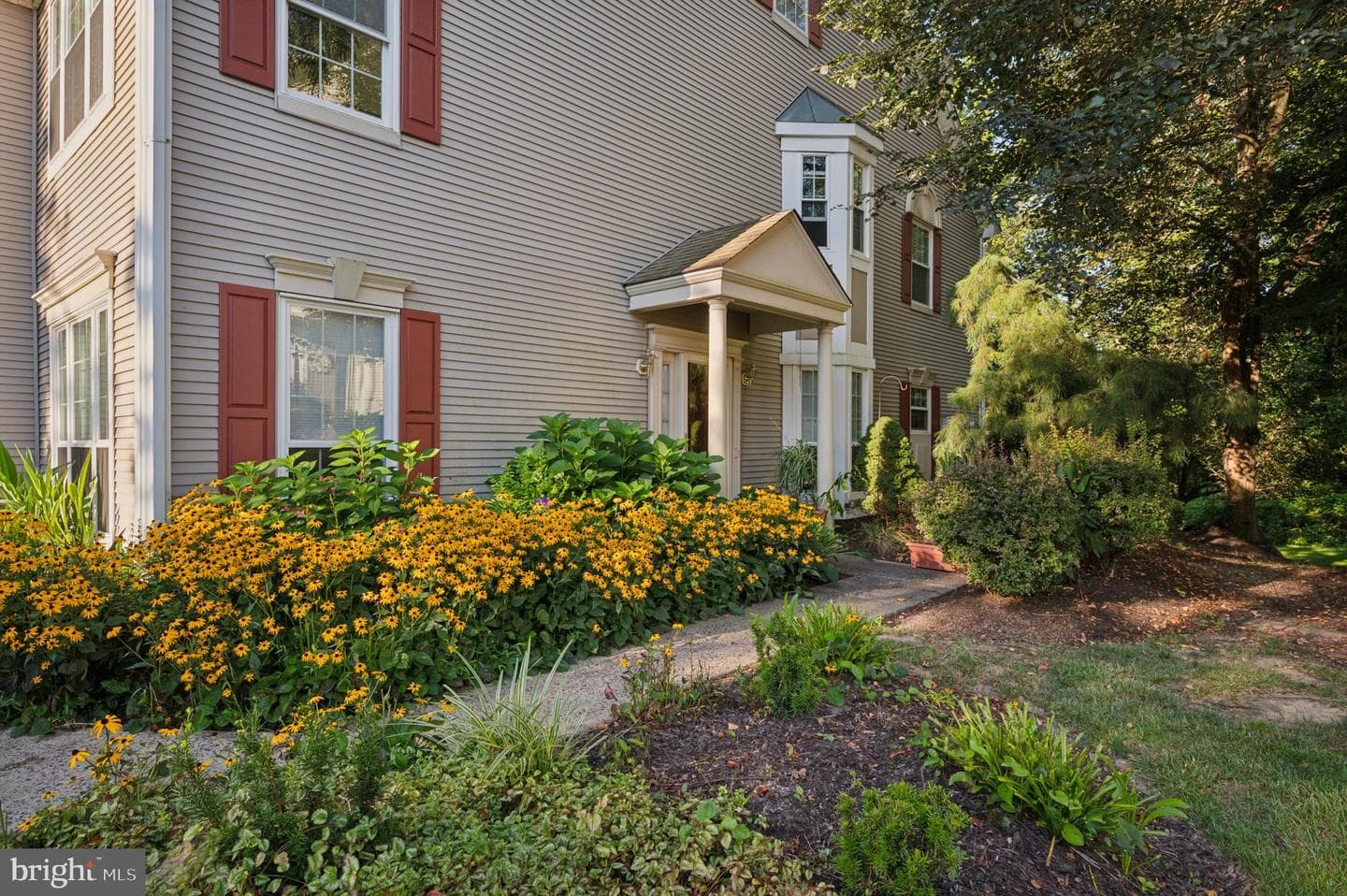 300 Pimlico Way photo 2