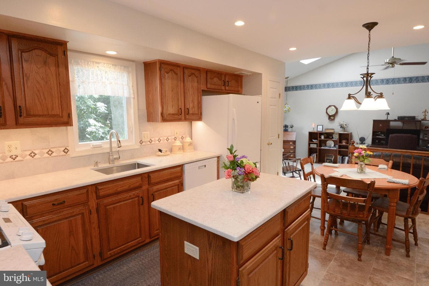 105 Heather Way photo 28