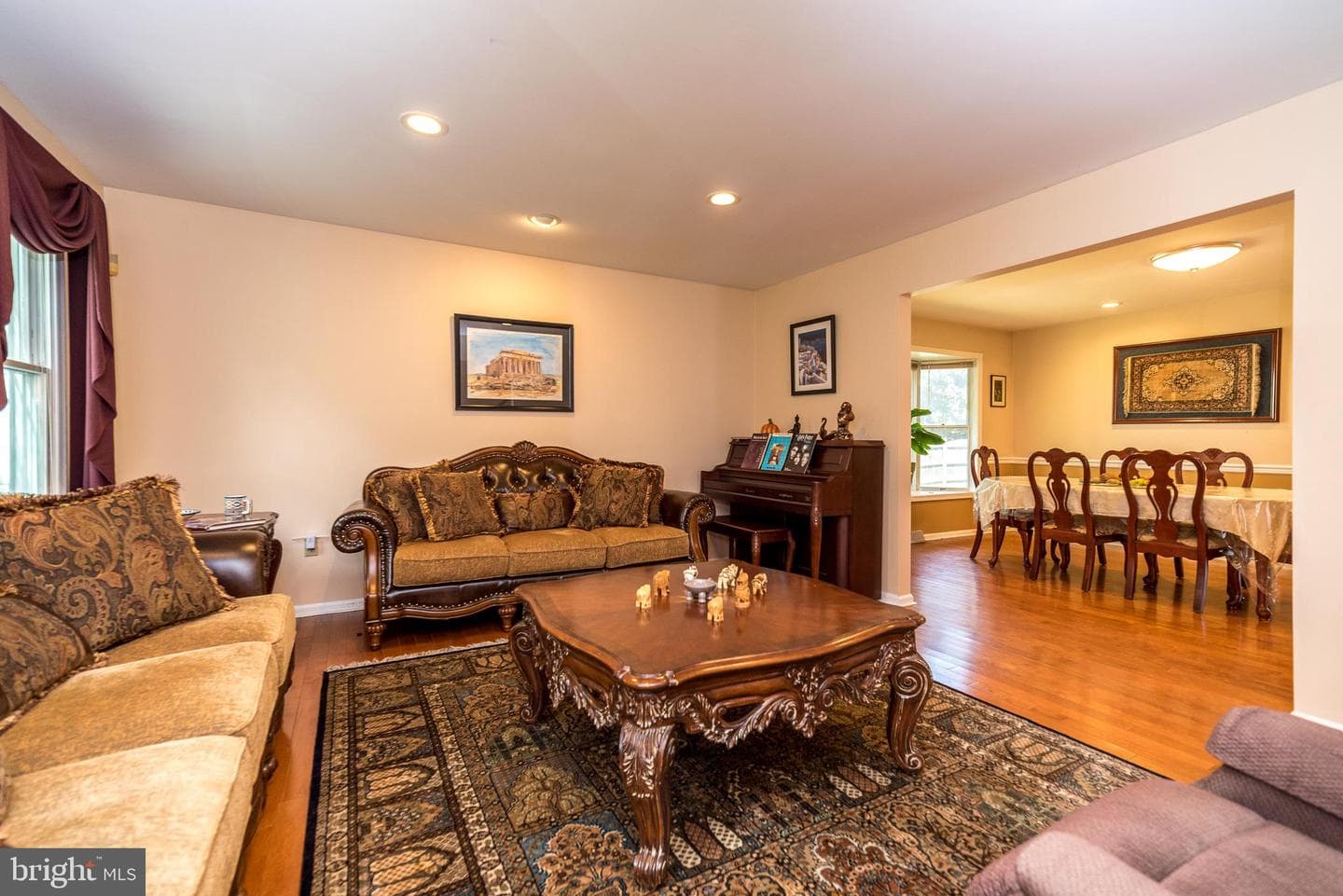 1783 Talbot Road photo 10