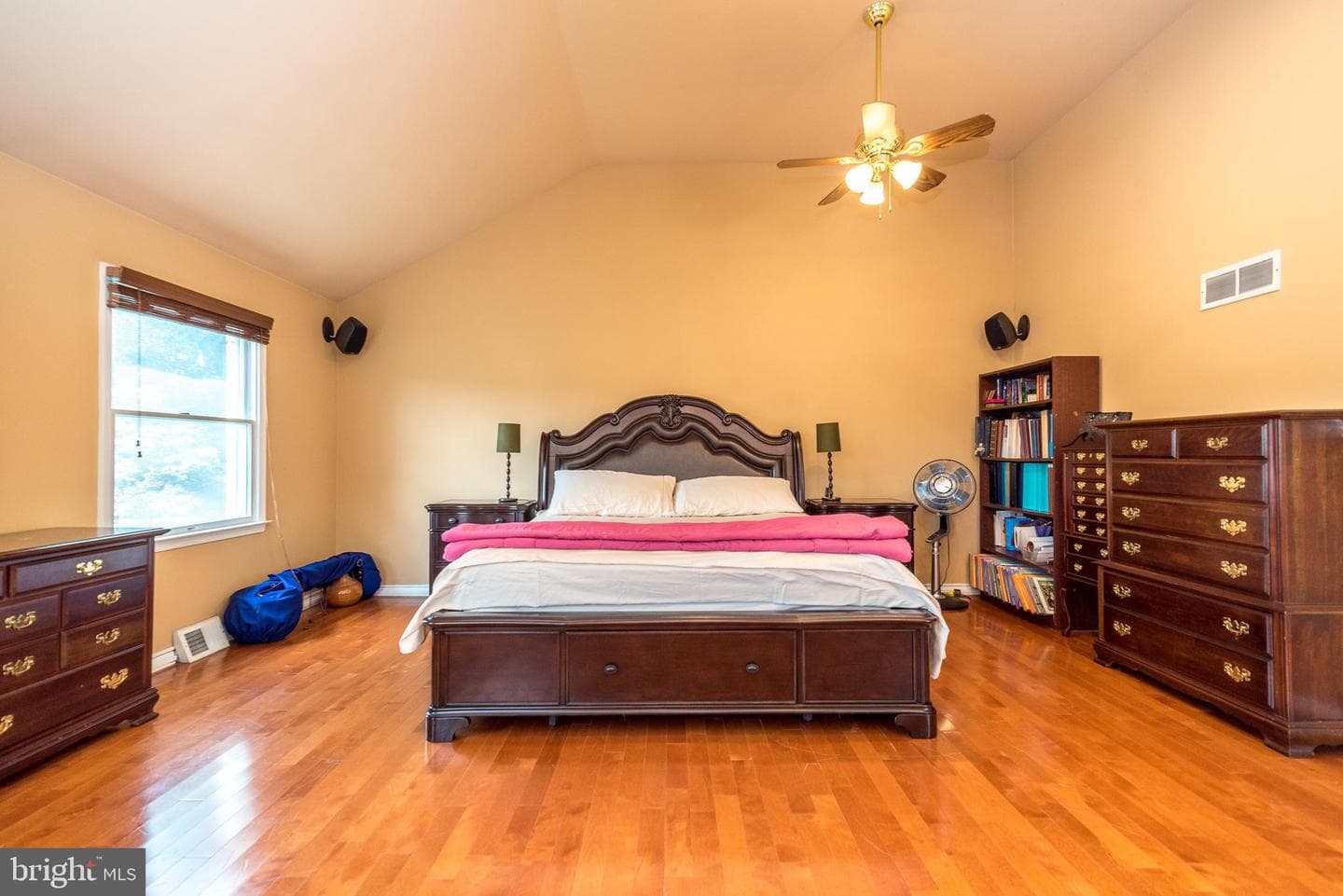 1783 Talbot Road photo 30