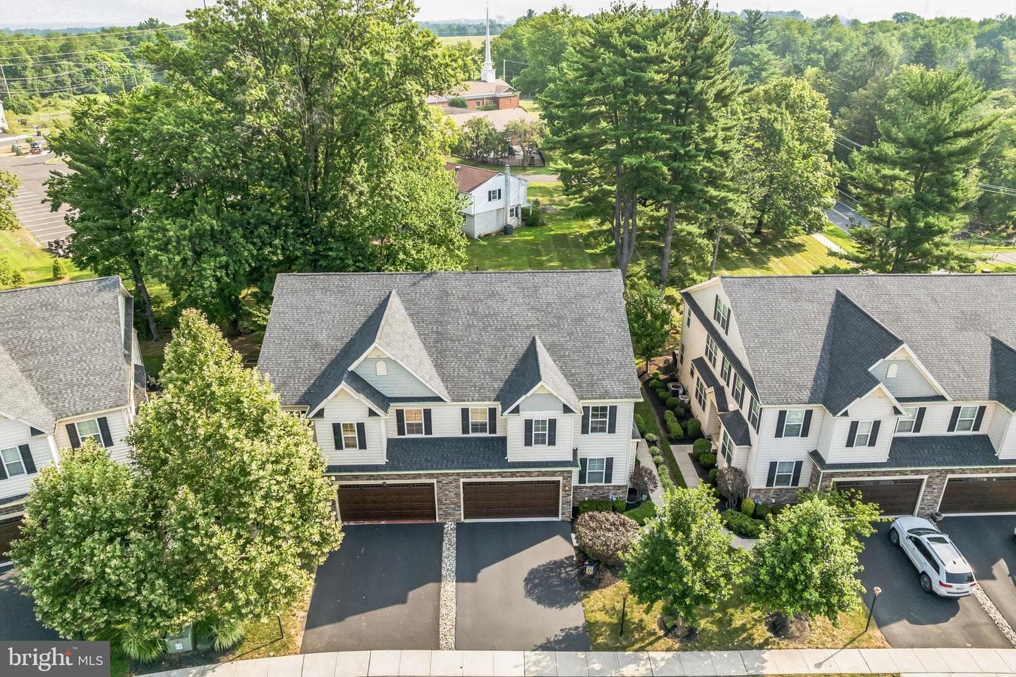 361 Newbury Court photo 44