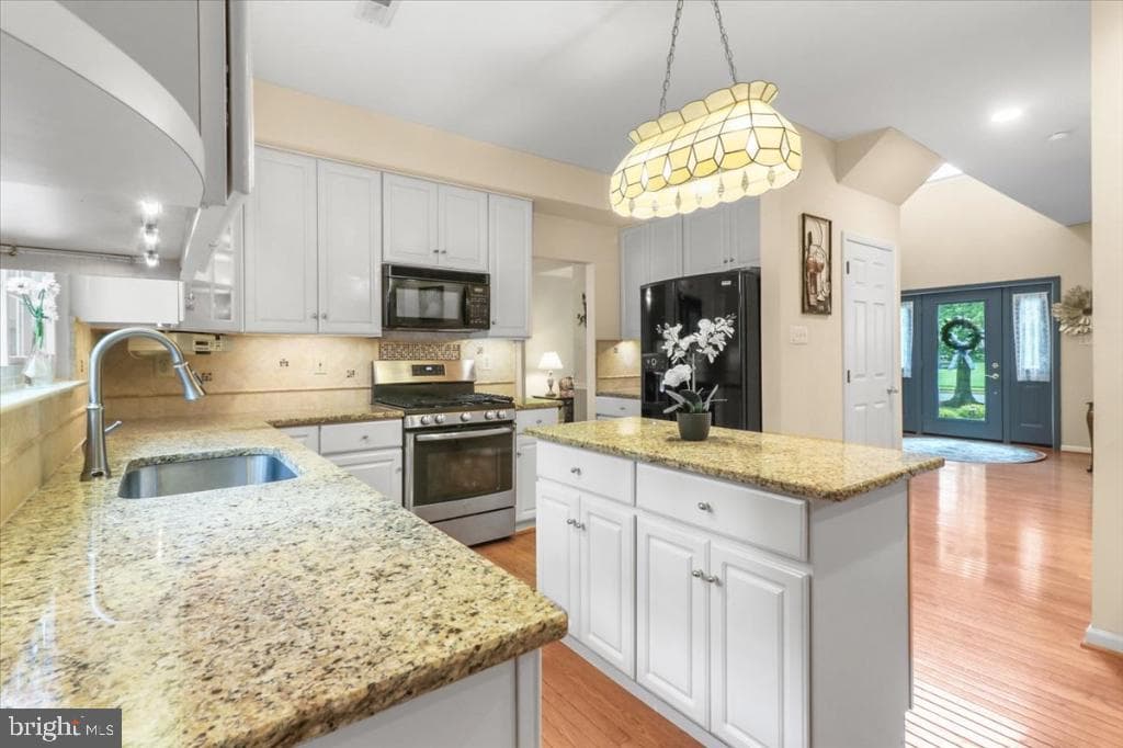 109 Knoll Drive photo 18