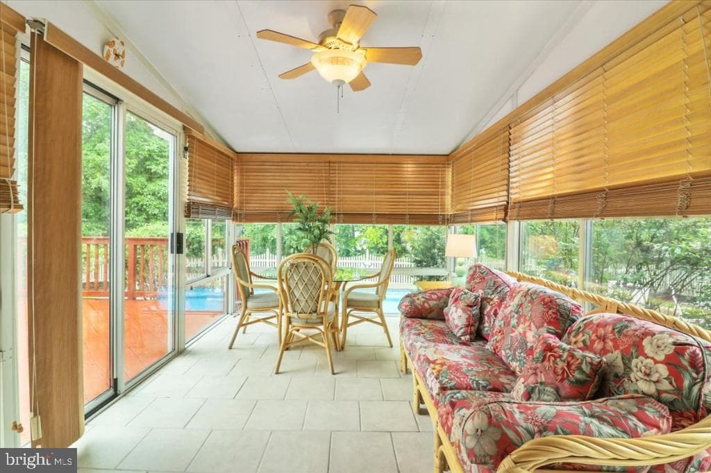 109 Knoll Drive photo 25