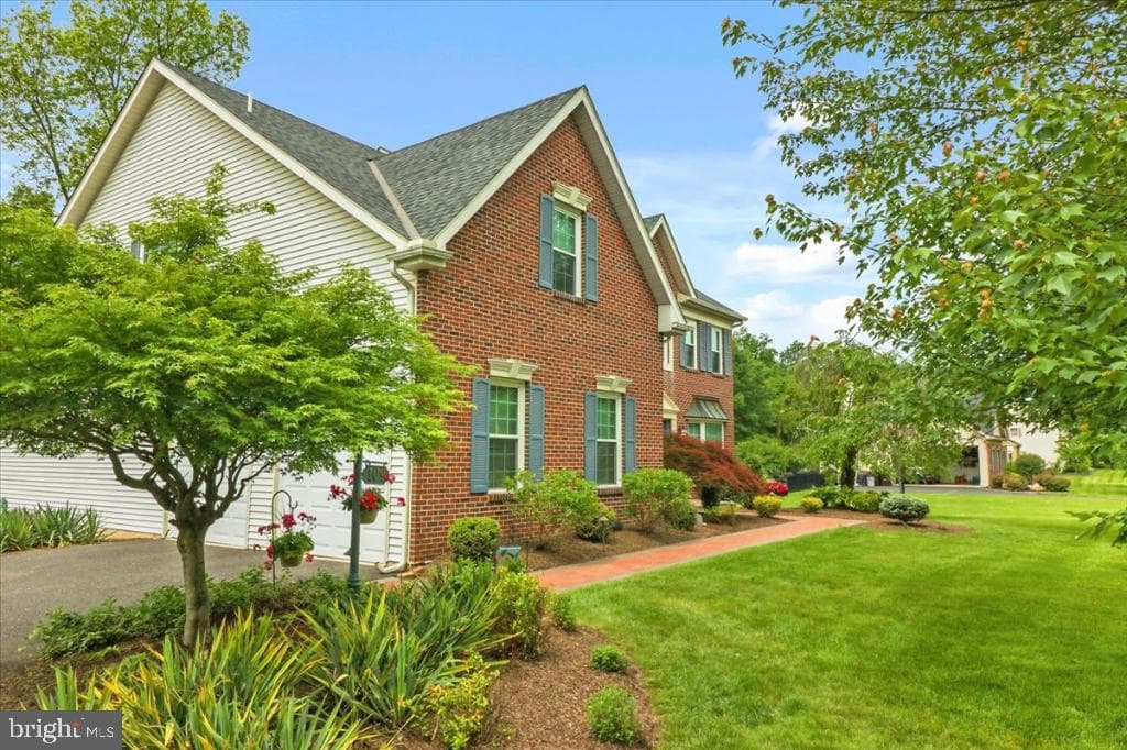 109 Knoll Drive photo 3