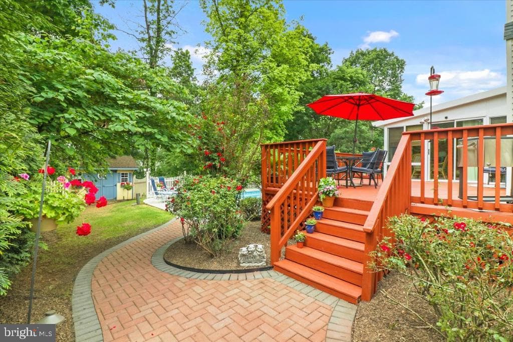 109 Knoll Drive photo 43