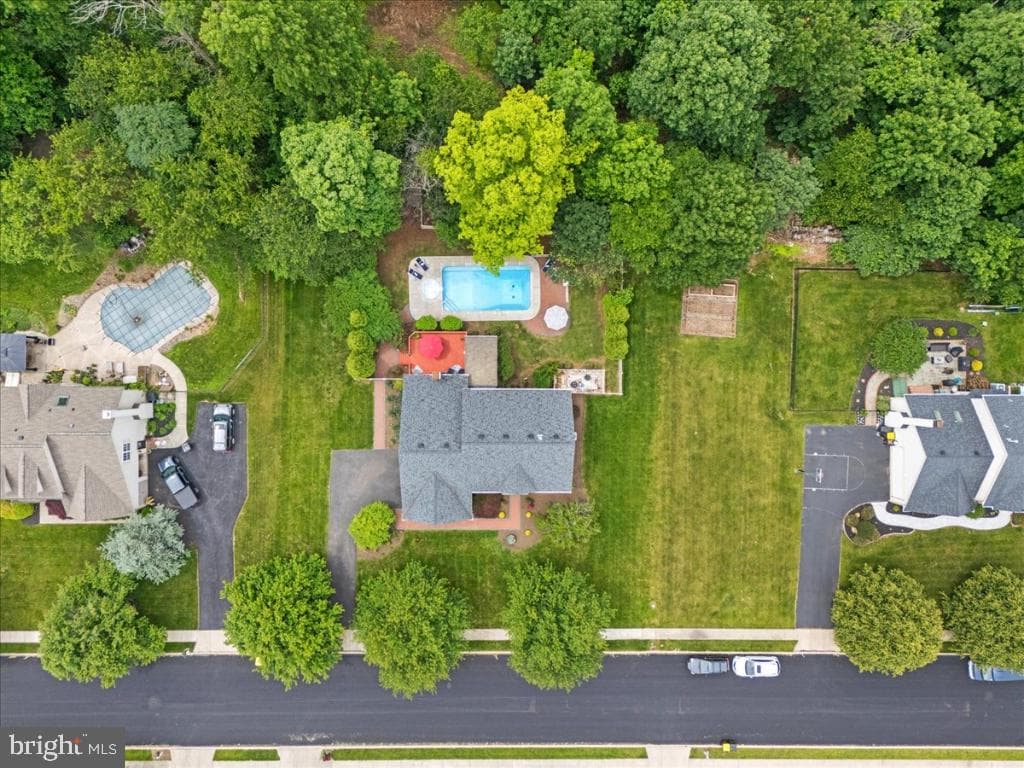 109 Knoll Drive photo 51