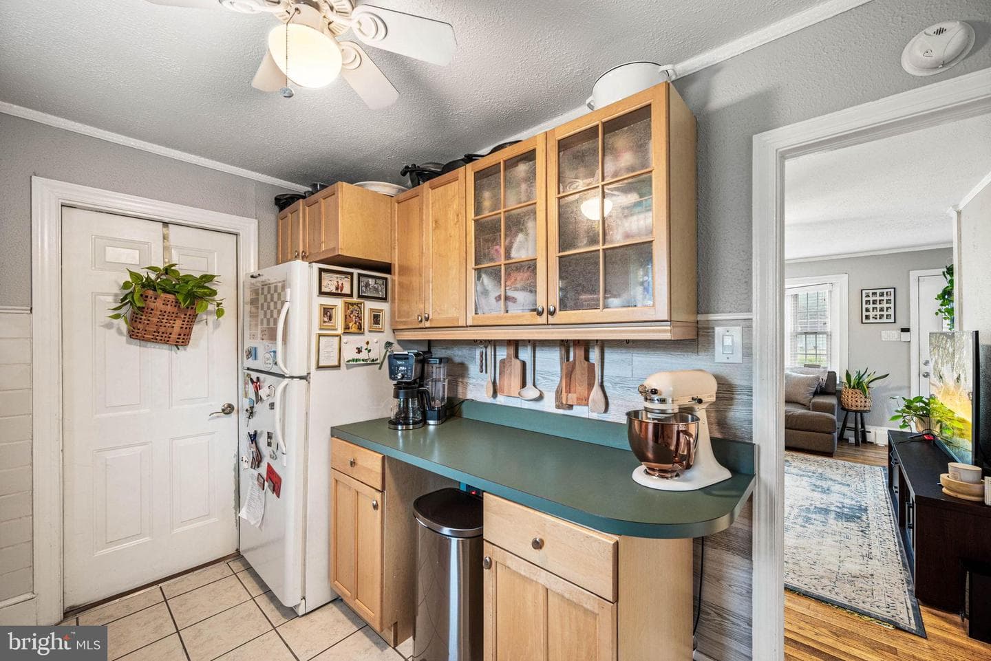 582 N Keim Street photo 10