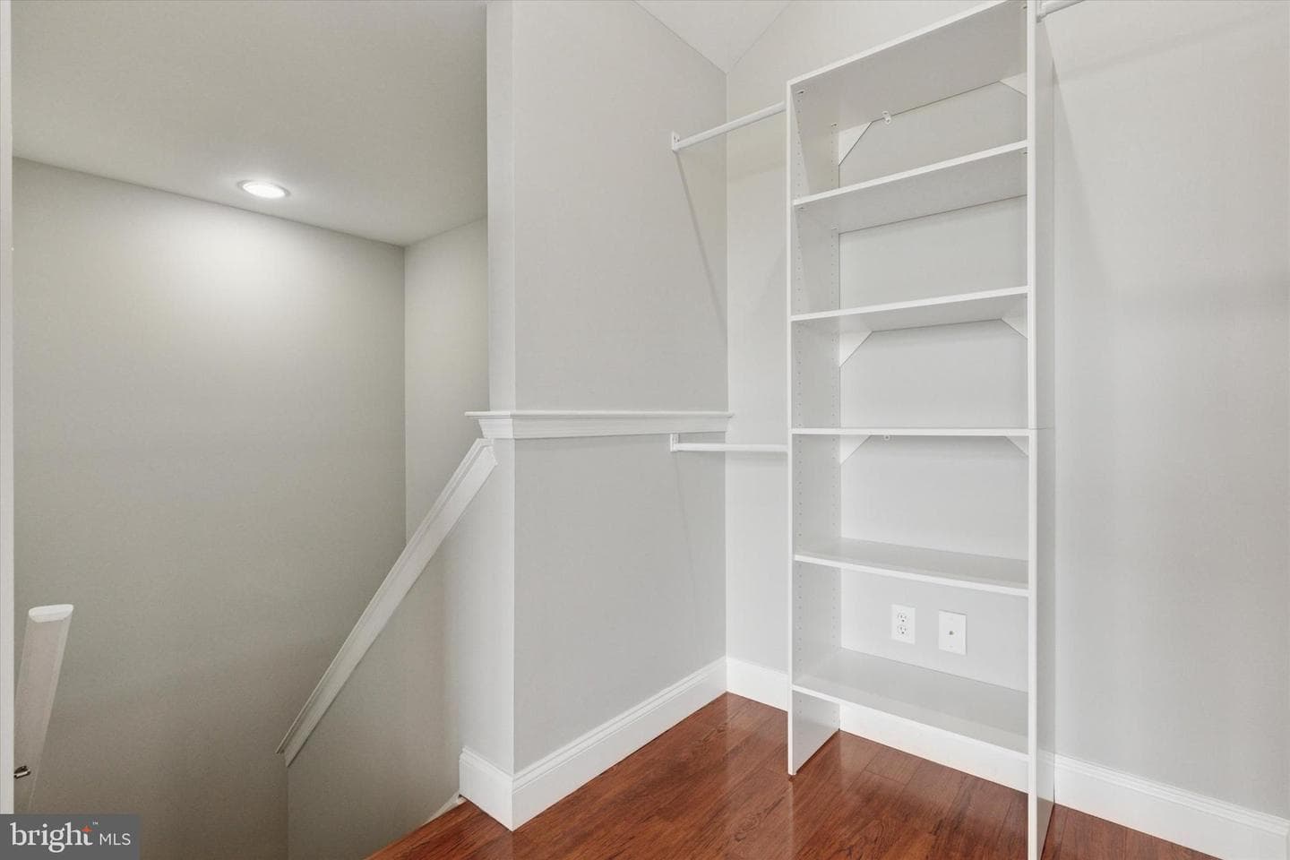 5503 Drawbridge Court photo 24