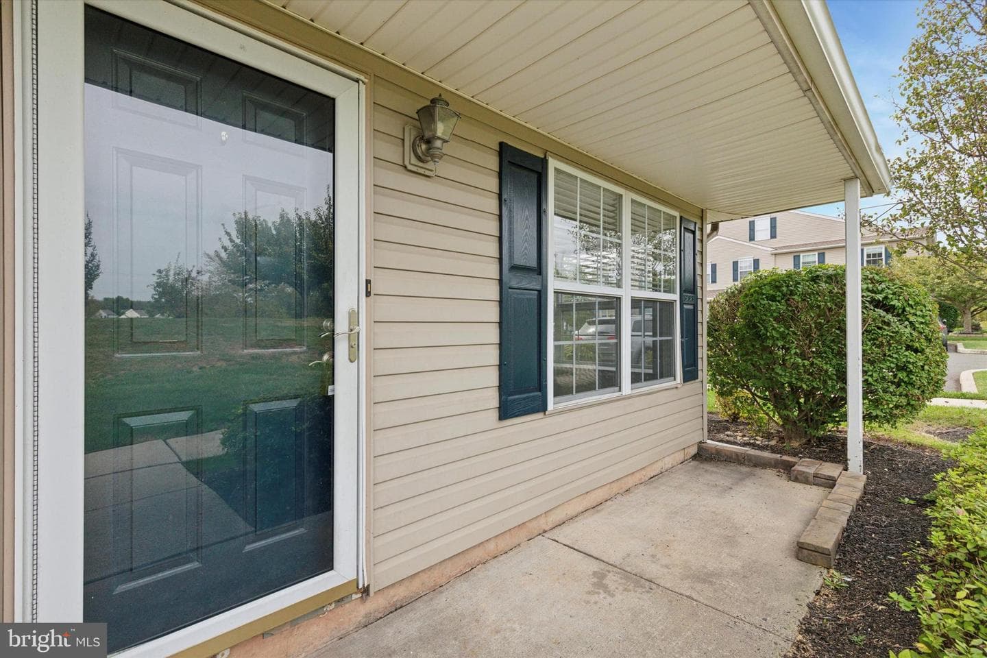5503 Drawbridge Court photo 3