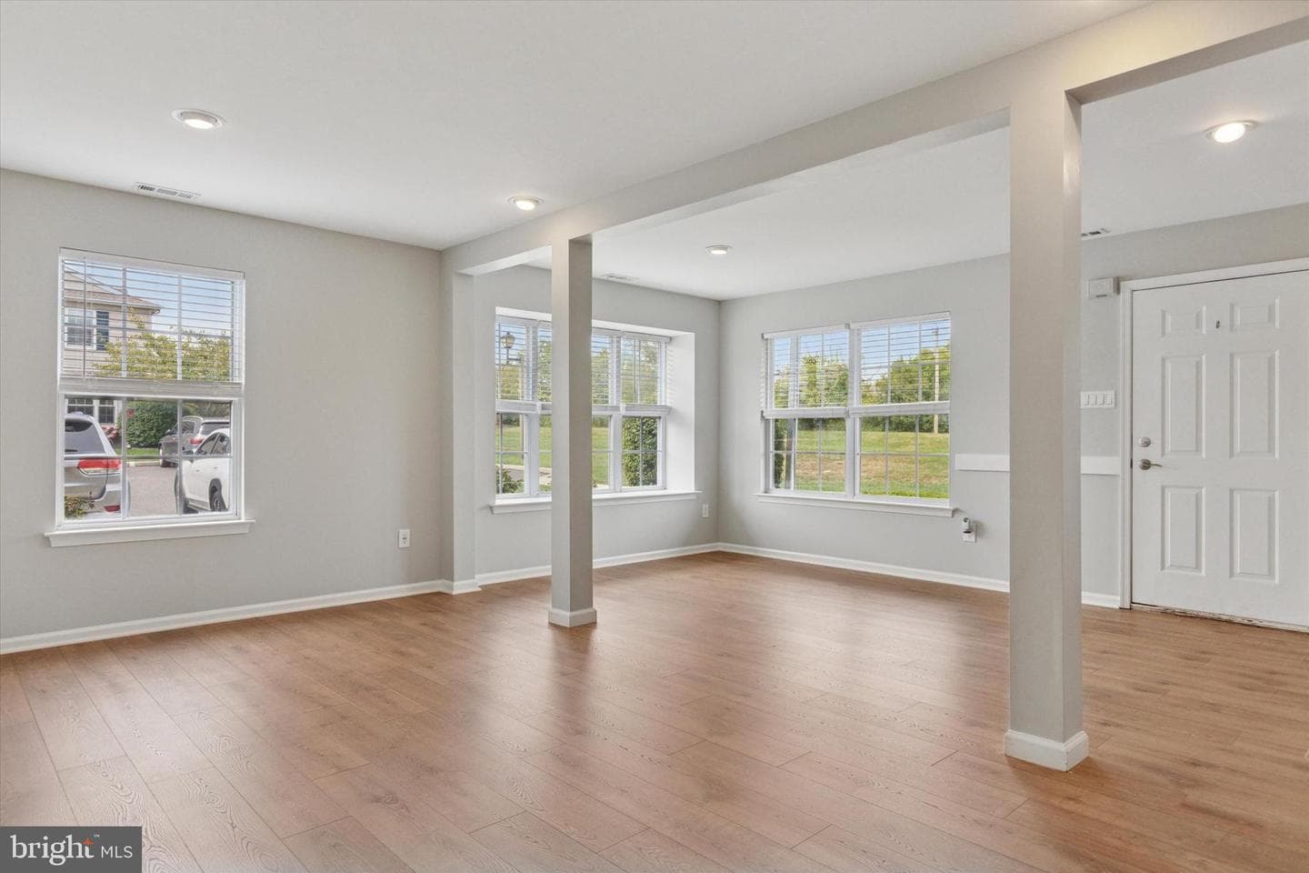 5503 Drawbridge Court photo 7