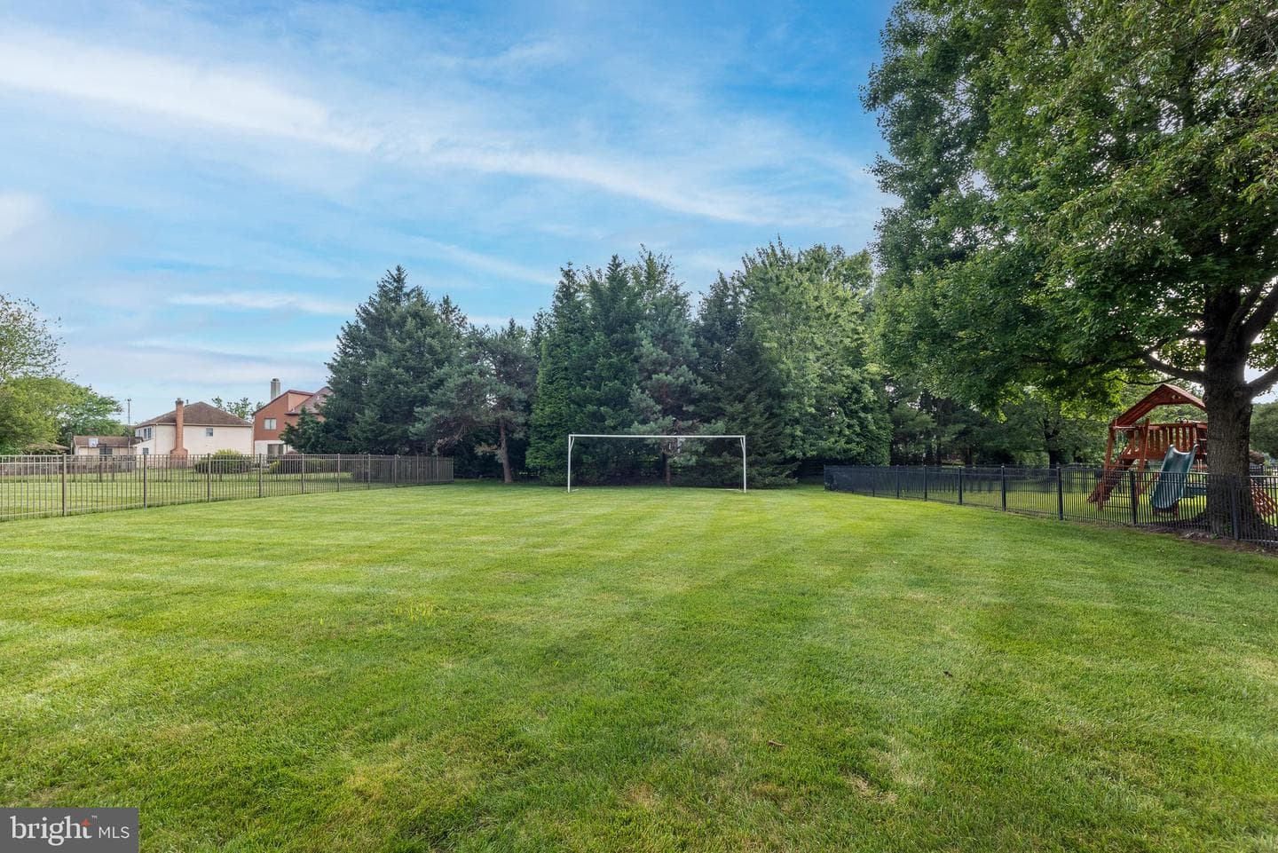 728 Castlewood Drive photo 78