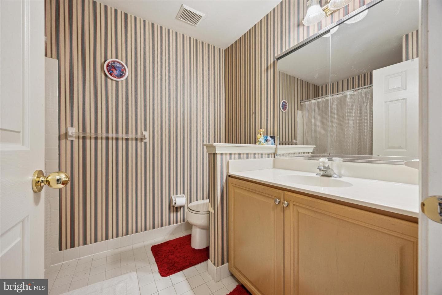 1029 Greenes Way Circle photo 12