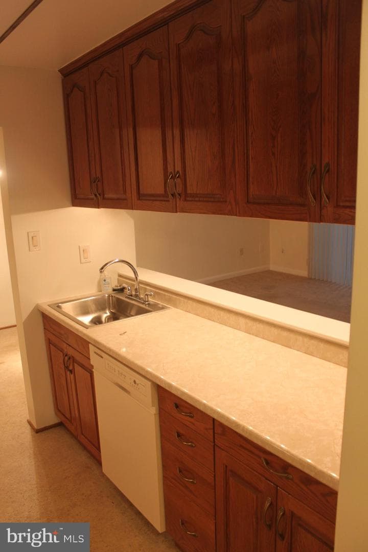 1570 The Fairway #103e photo 13