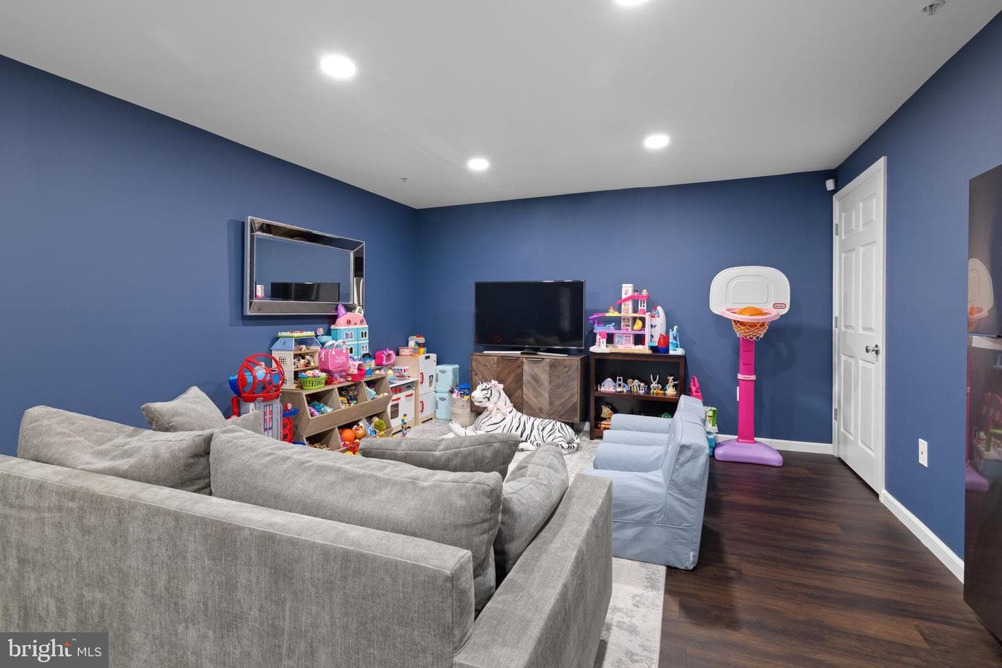 130 Ashley Way photo 23