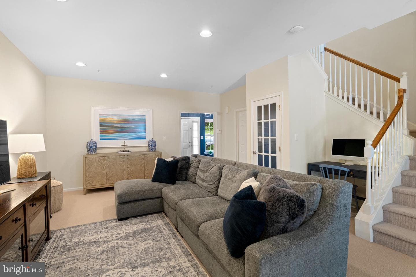 130 Ashley Way photo 4