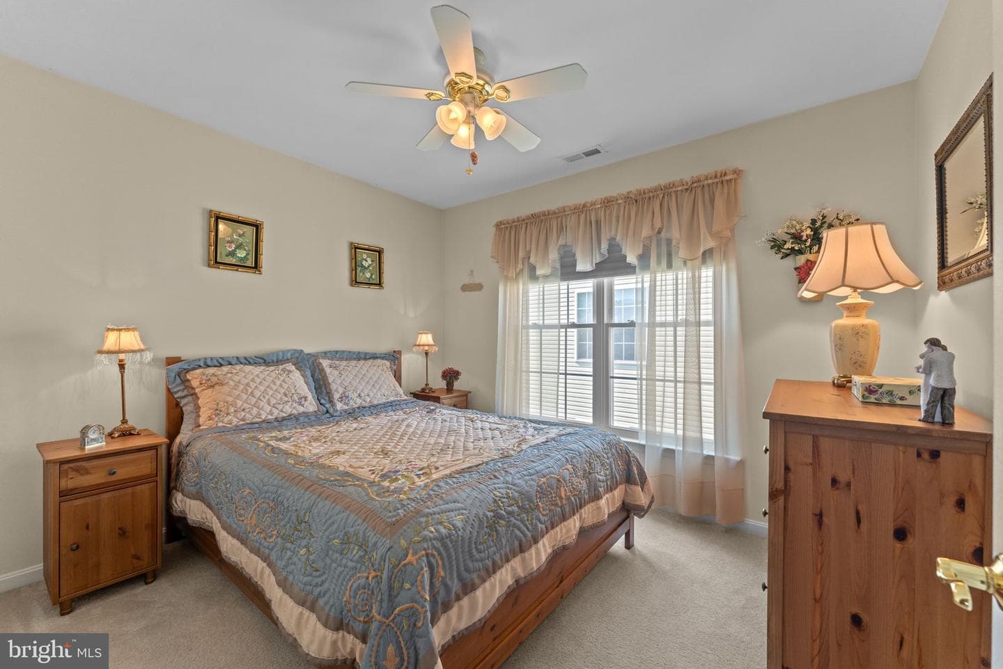 730 Twining Way photo 27
