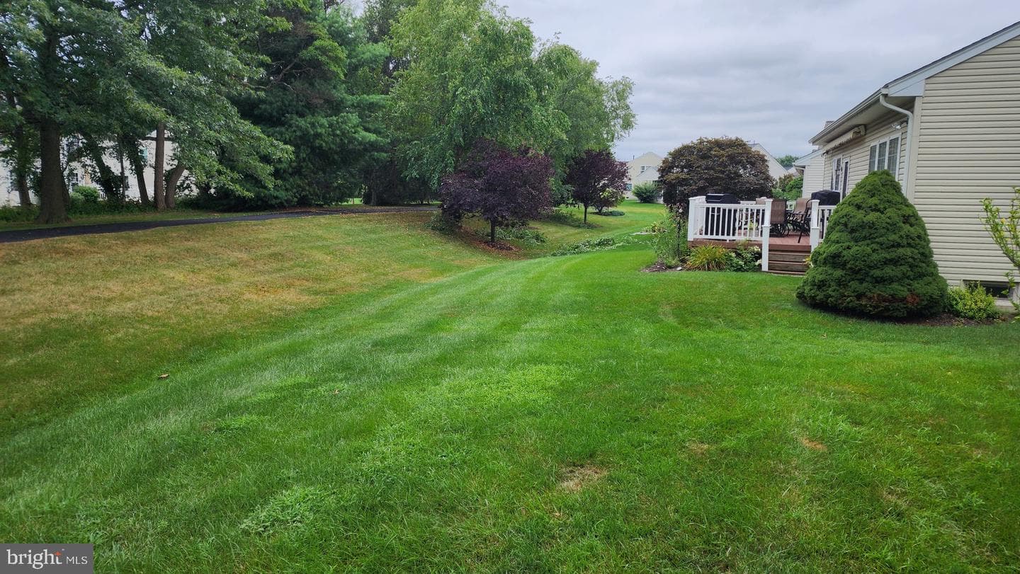 730 Twining Way photo 37
