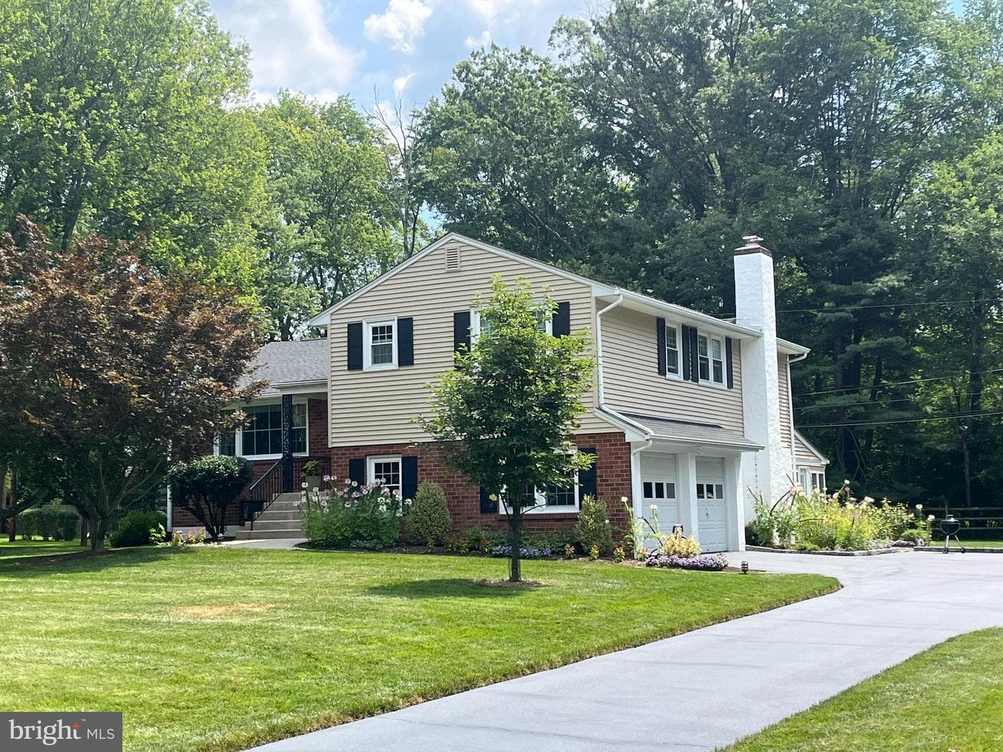 884 Parkwood Road
