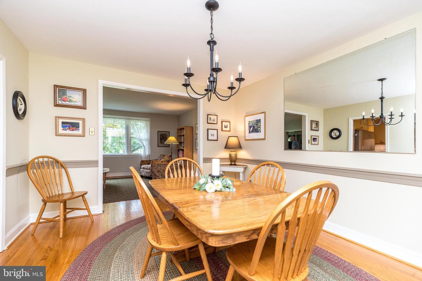 884 Parkwood Road photo 19