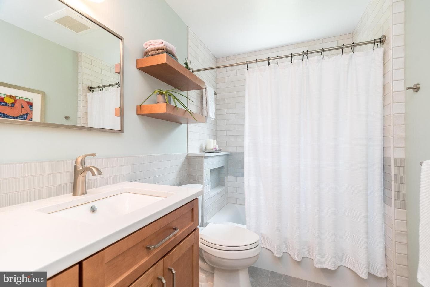 884 Parkwood Road photo 27