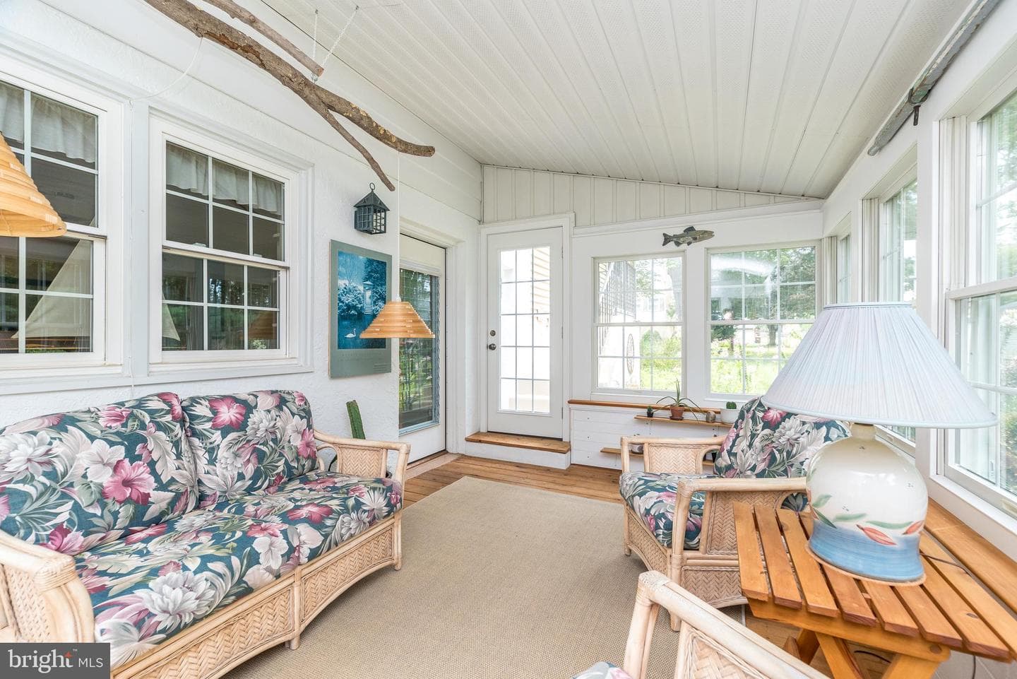884 Parkwood Road photo 34