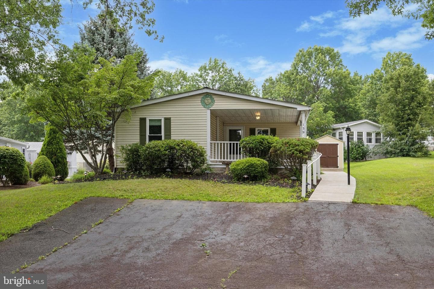 139 Deerfield Drive photo 18