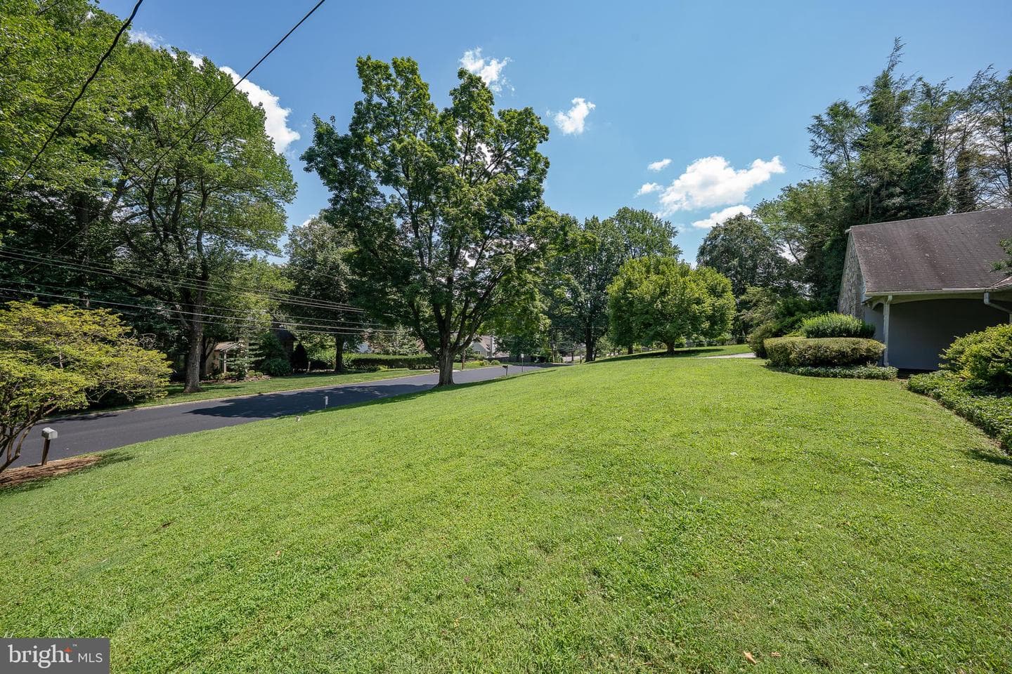 2227 N Stone Ridge Lane photo 49