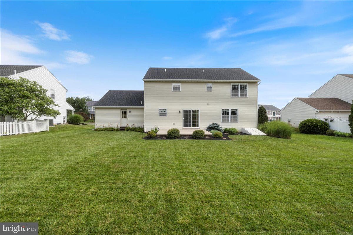 1054 Kingscote Drive photo 28