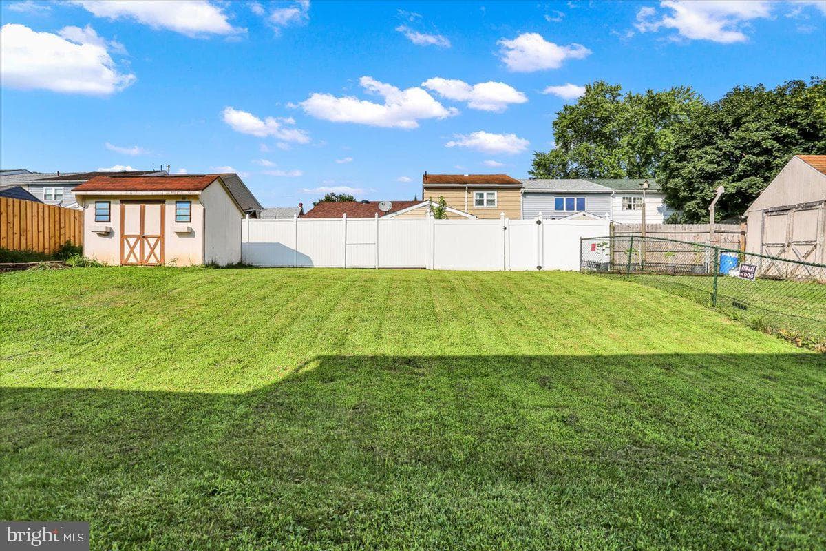 333 Blaker Drive photo 33