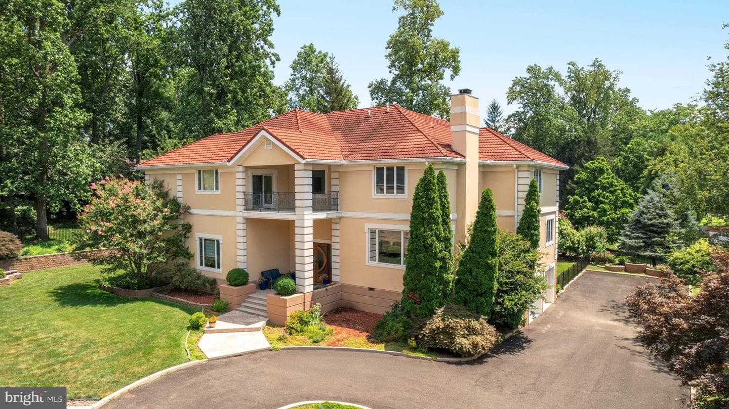 1427 Byberry Road, Huntingdon Valley